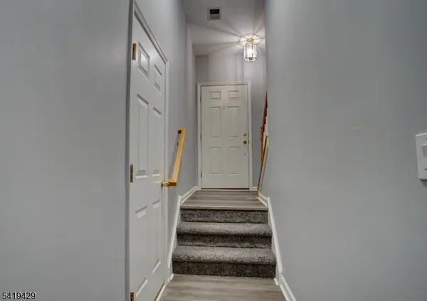 $2,800 | 15 Conover Terrace, Lebanon, NJ 08833