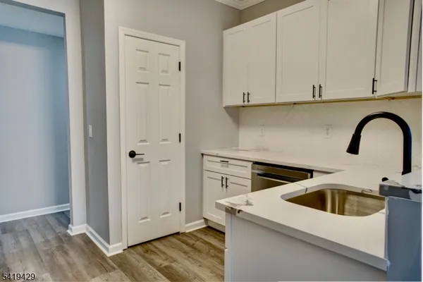 $2,800 | 15 Conover Terrace, Lebanon, NJ 08833