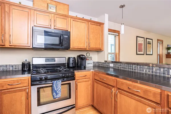 $662,900 | 3314 Wetmore Avenue South, Unit B, Seattle, WA 98144