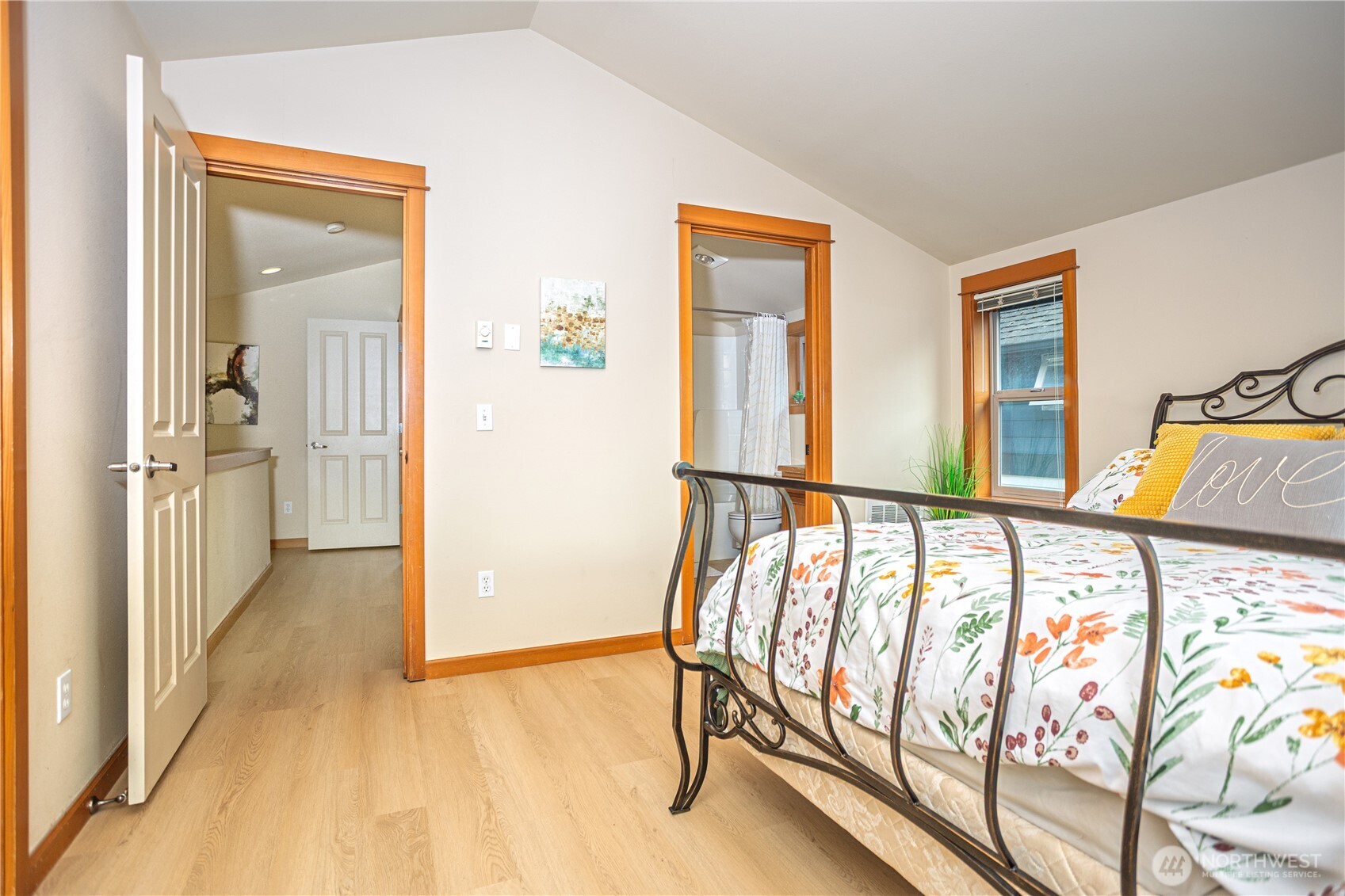 3314 Wetmore Avenue South, Unit B Seattle, WA 98144 - Photo 16 of 28 a view of an entryway with wooden floor