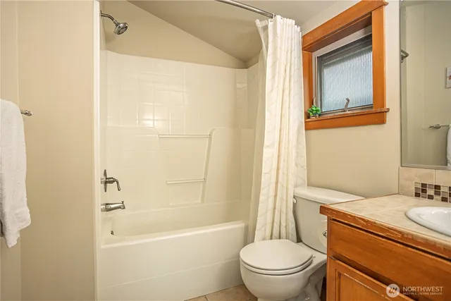 $664,900 | 3314 Wetmore Avenue South, Unit B, Seattle, WA 98144