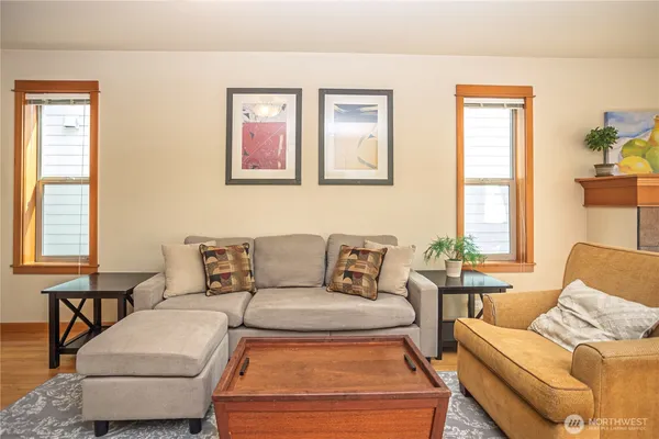 $662,900 | 3314 Wetmore Avenue South, Unit B, Seattle, WA 98144