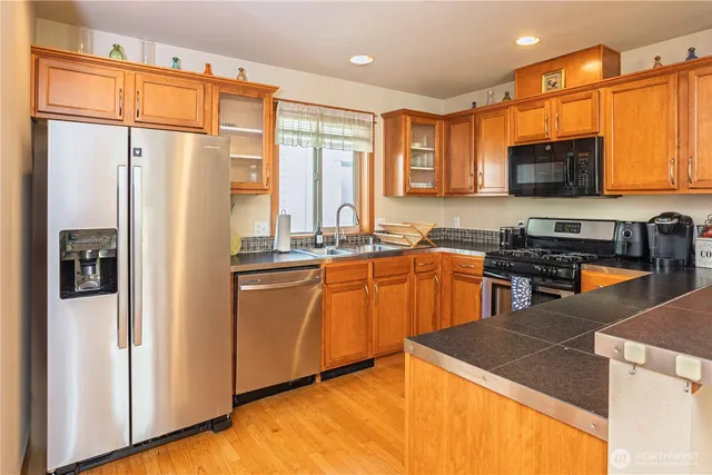 $664,900 | 3314 Wetmore Avenue South, Unit B, Seattle, WA 98144