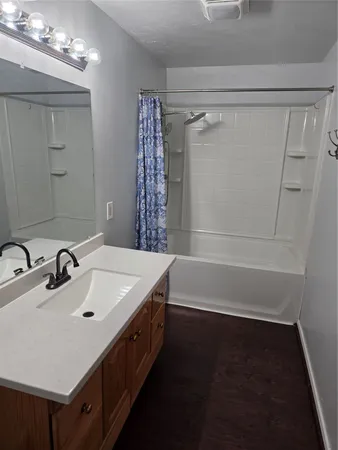 $1,900 | 4218 Ember Lane, Deer Park, TX 77536