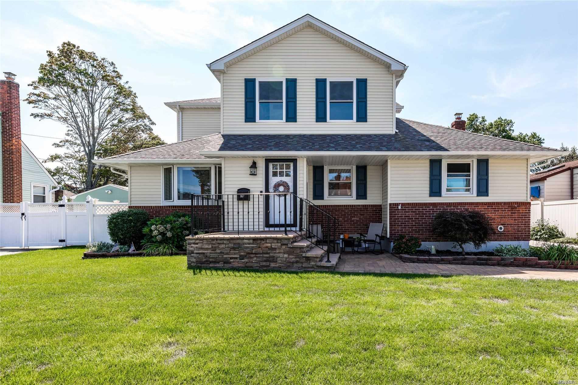 867 Colridge Road Wantagh, NY 11793 - Photo 1 of 1 Gallery Image 1