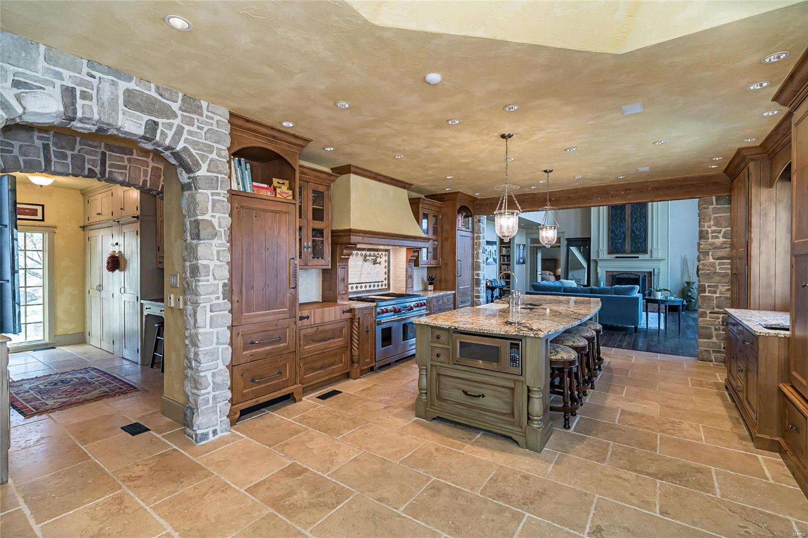 42 Chesterfield Lakes Road Chesterfield, MO 63005 - Photo 19 of 59 Gallery Image 19