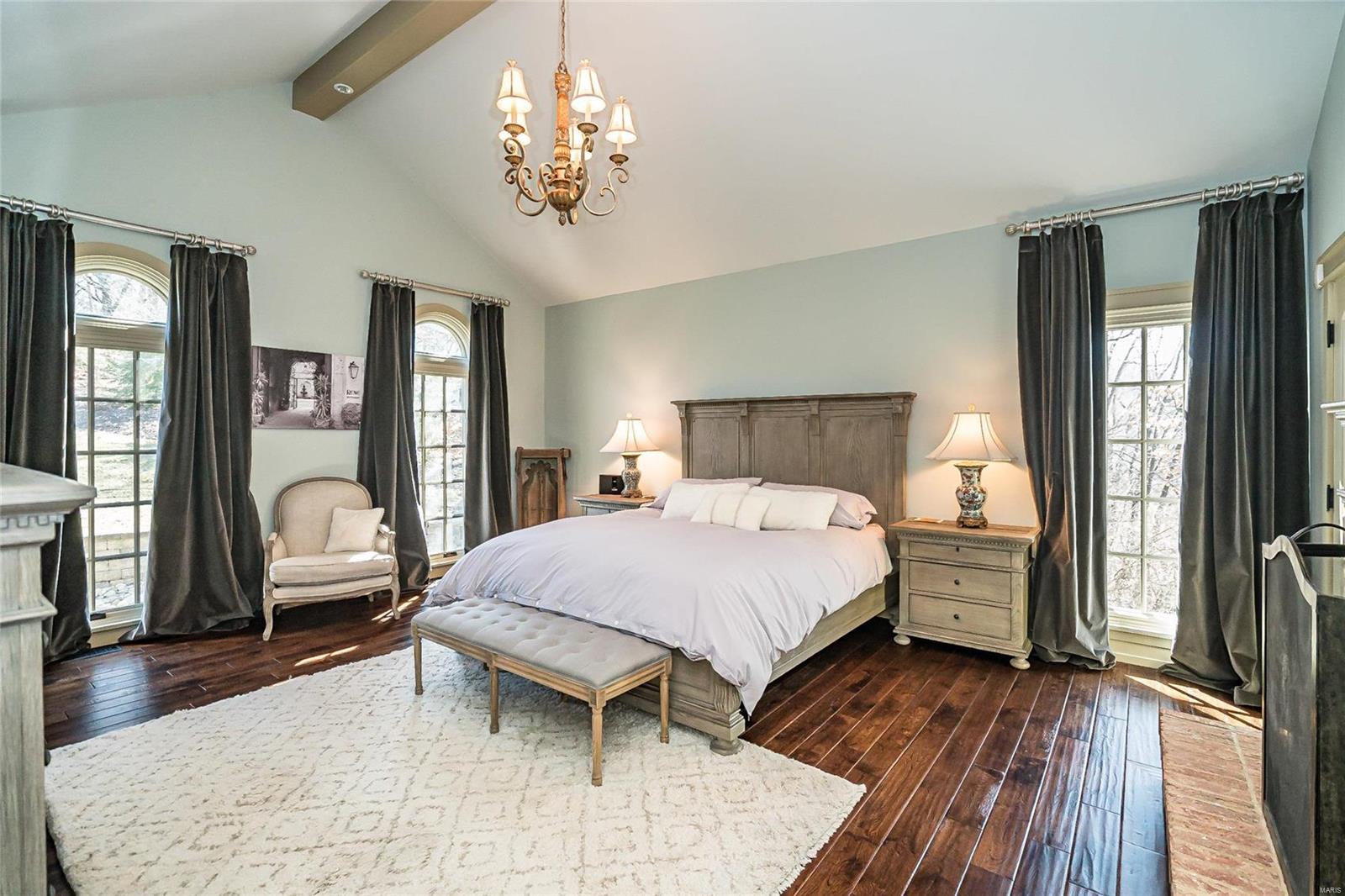 42 Chesterfield Lakes Road Chesterfield, MO 63005 - Photo 24 of 59 Gallery Image 24