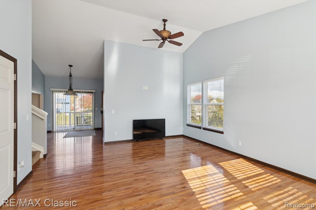 868 Deer Run Lake Road Holly, MI 48442 - Photo 7 of 49 Gallery Image 7