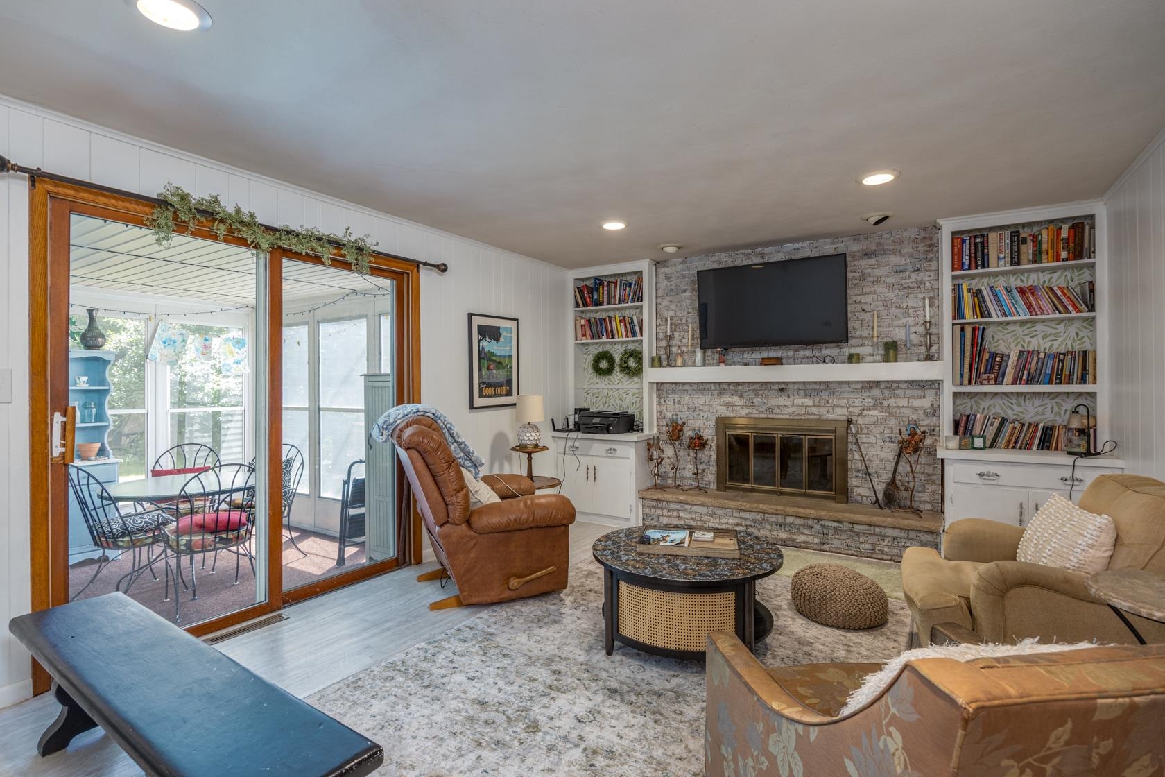 2024 North Eugene Street Appleton, WI 54914 - Photo 15 of 47