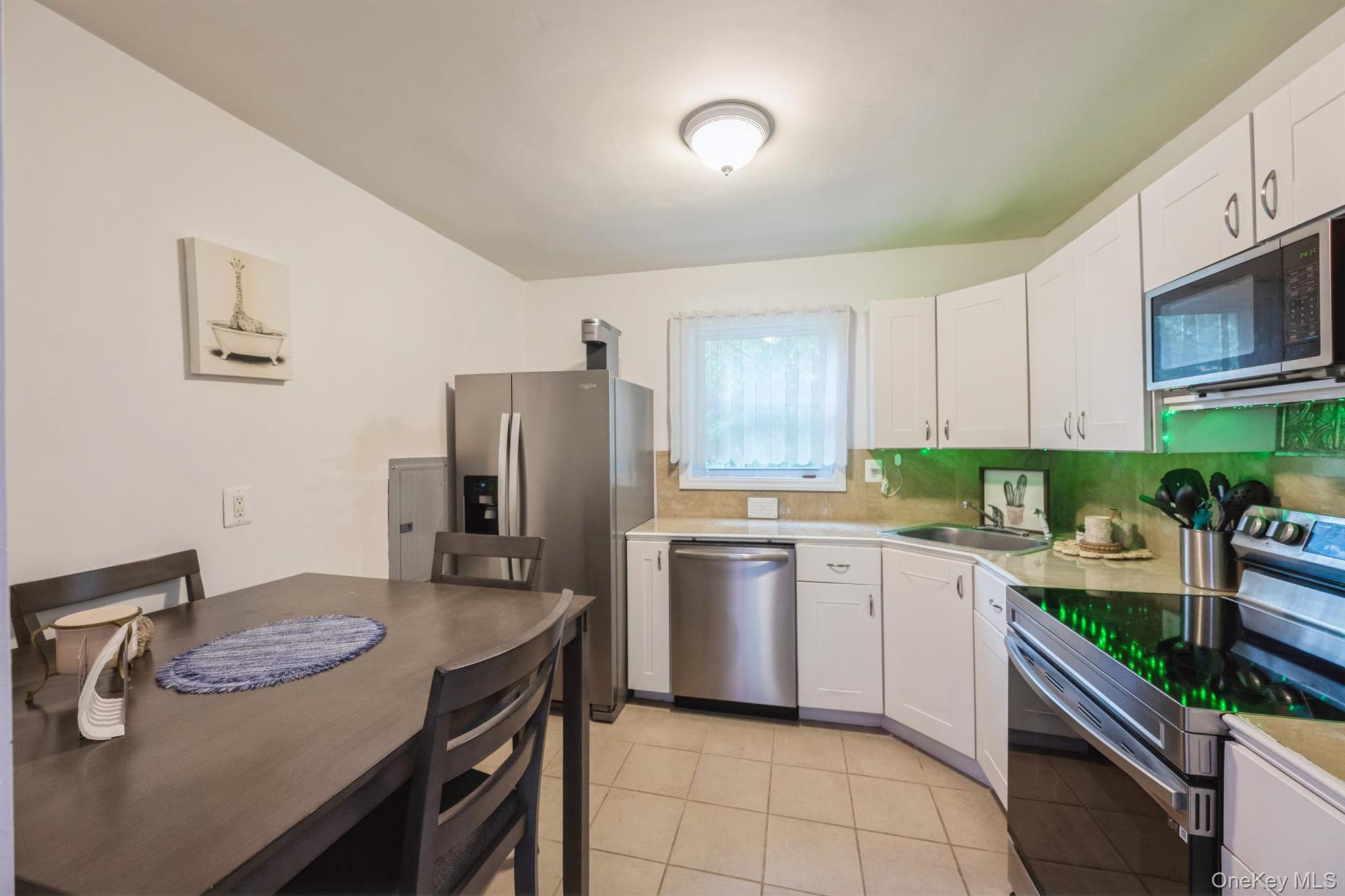 127 Hallock Landing Road Rocky Point, NY 11778 - Photo 6 of 17