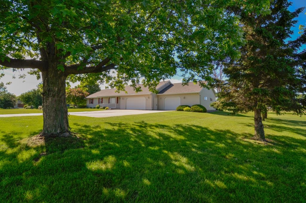 4350 Champion Road New Franken, WI 54229 - Photo 40 of 48