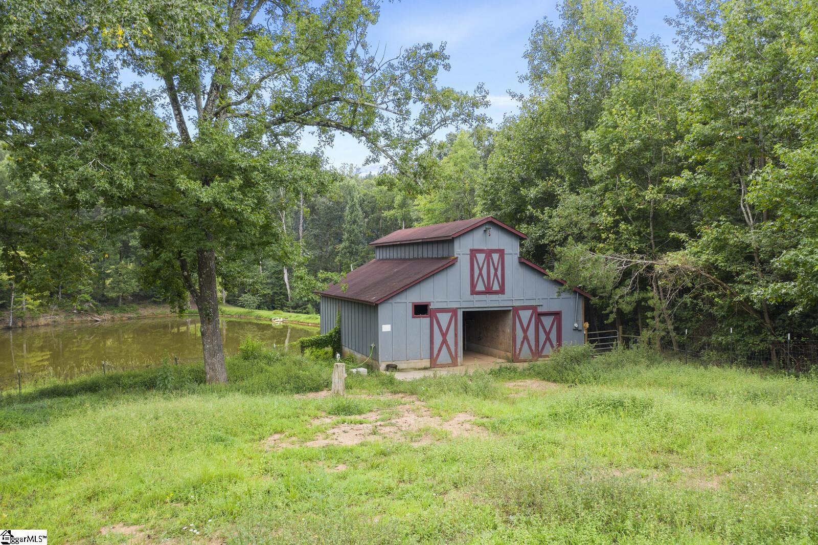 203 Motor Boat Club Road Greenville, SC 29611 - Photo 6 of 36