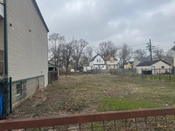 $54,000 | 4646 West Ohio Street, Chicago, IL 60644