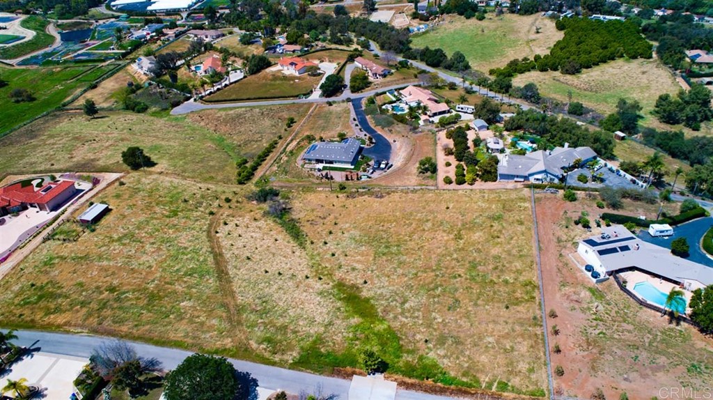 Avenida De Nog Fallbrook Ca Fallbrook, CA 92028 - Photo 3 of 17