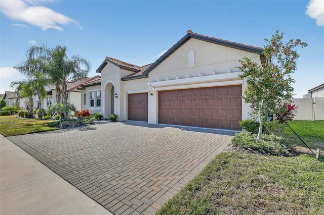 $619,999 | 17109 Star Banks Street, Wimauma, FL 33598