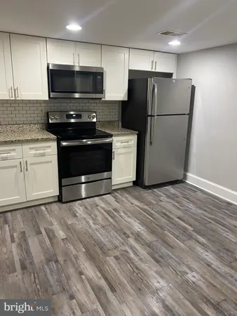 $1,249 | 108 West Saratoga Street, Unit 1, Baltimore, MD 21201