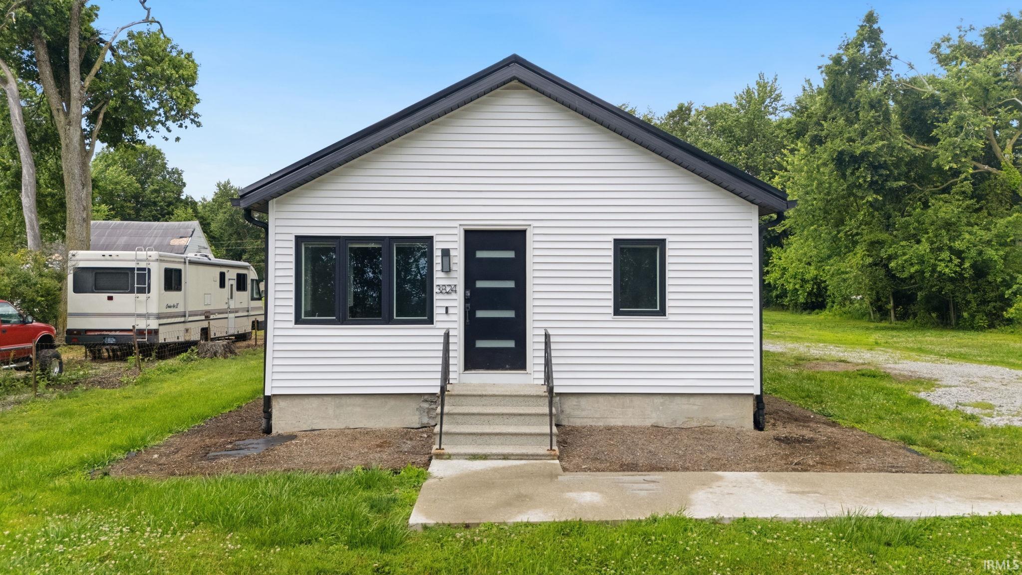 3824 Covington Road Fort Wayne, IN 46804 - Photo 1 of 43