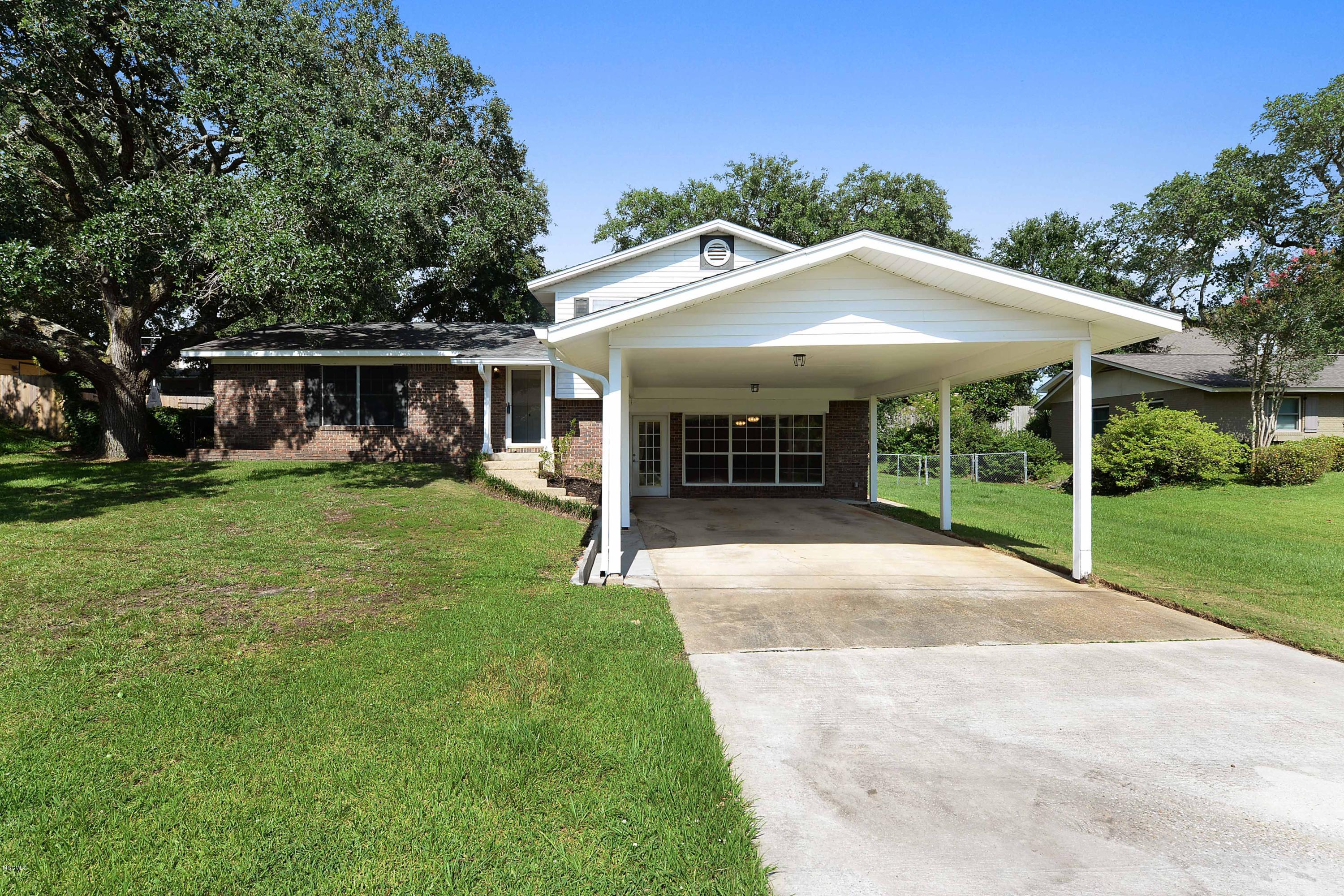 9088 Ridge Road Gulfport, MS 39503 - Photo 1 of 22 Primary Photo
