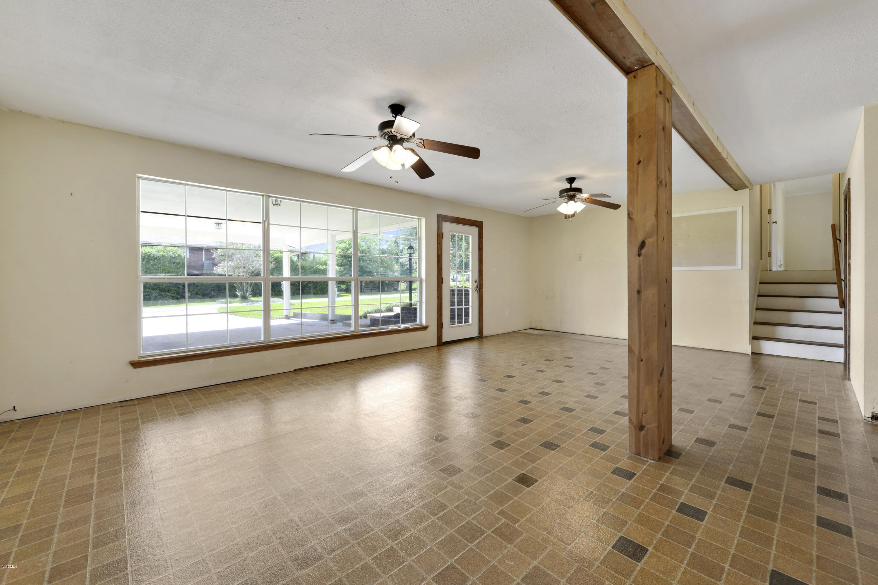 9088 Ridge Road Gulfport, MS 39503 - Photo 13 of 22 013