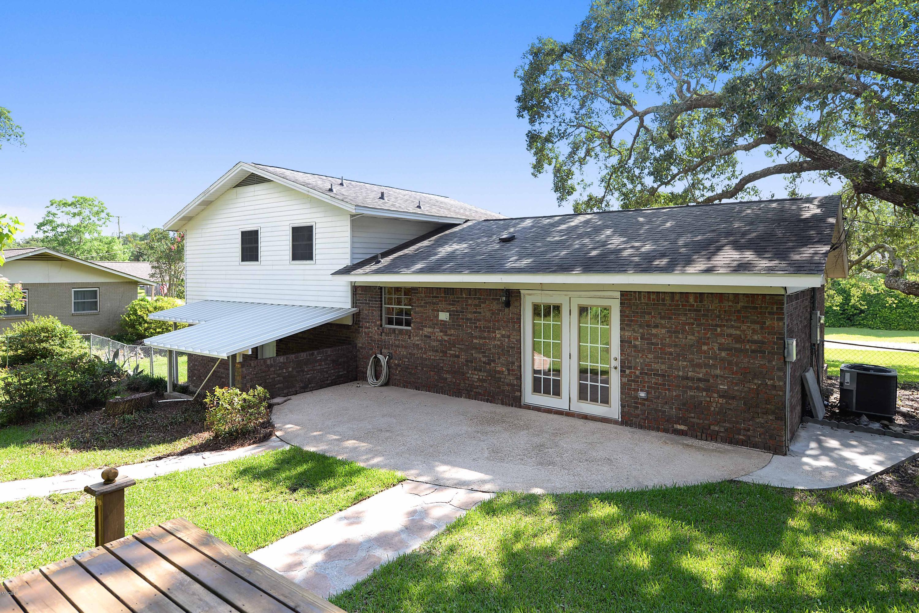 9088 Ridge Road Gulfport, MS 39503 - Photo 21 of 22 021