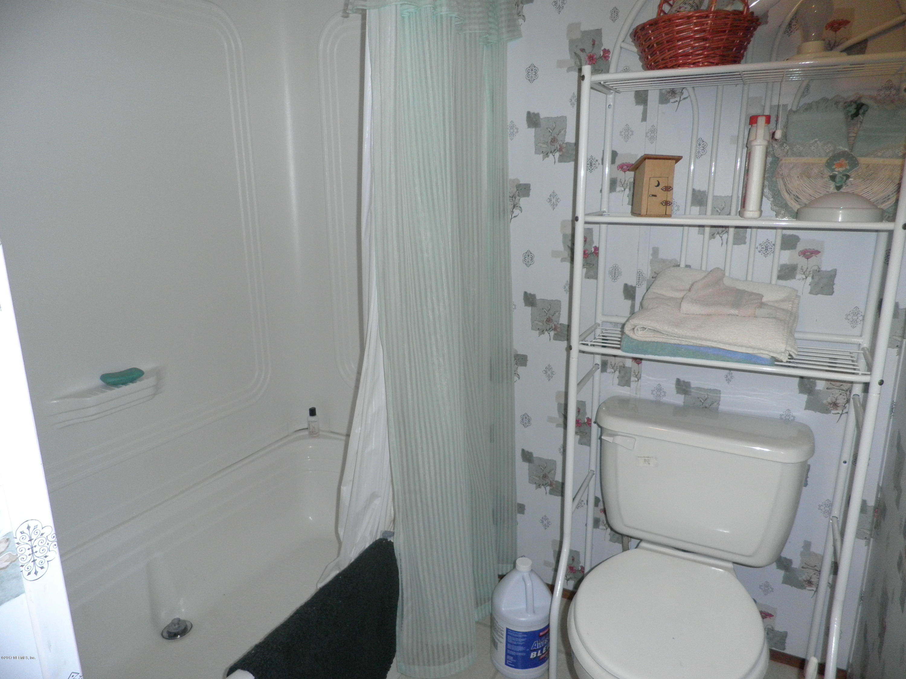 269 Beulah Church Road Welaka, FL 32112 - Photo 18 of 20 HALL BATH