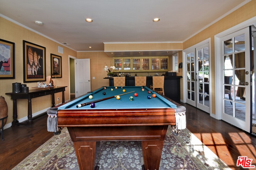 15915 Woodvale Road Encino, CA 91436 - Photo 35 of 45