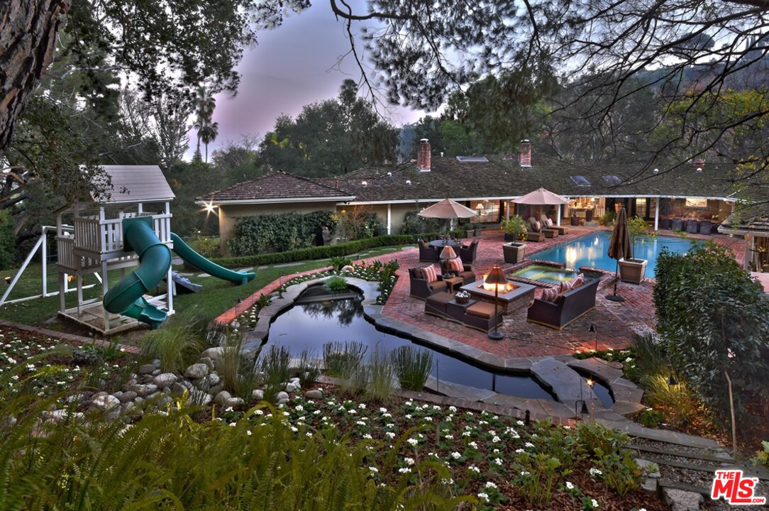 15915 Woodvale Road Encino, CA 91436 - Photo 45 of 45