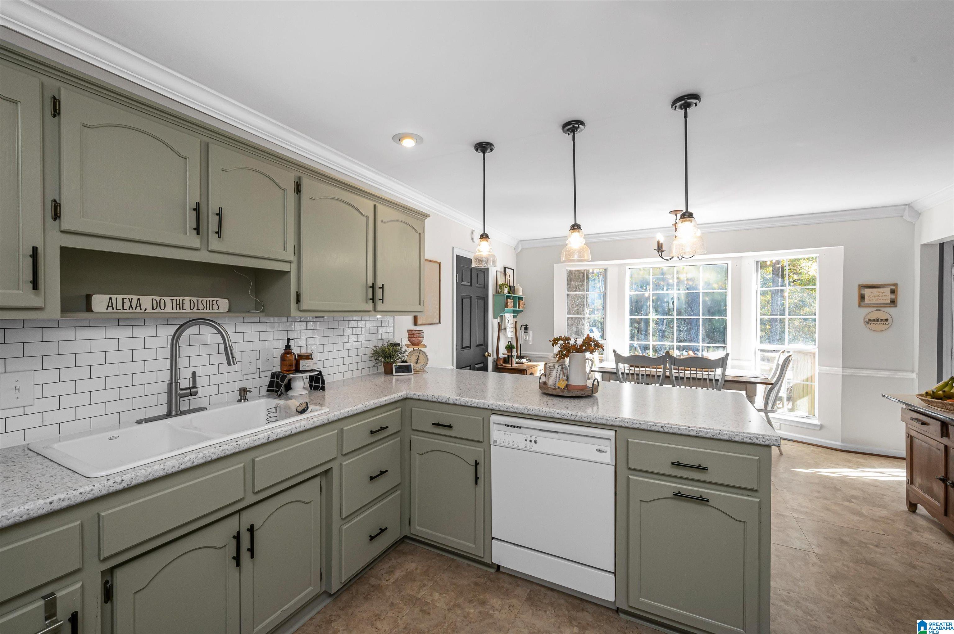 315 Mountain Woods Lake Road Warrior, AL 35180 - Photo 12 of 45