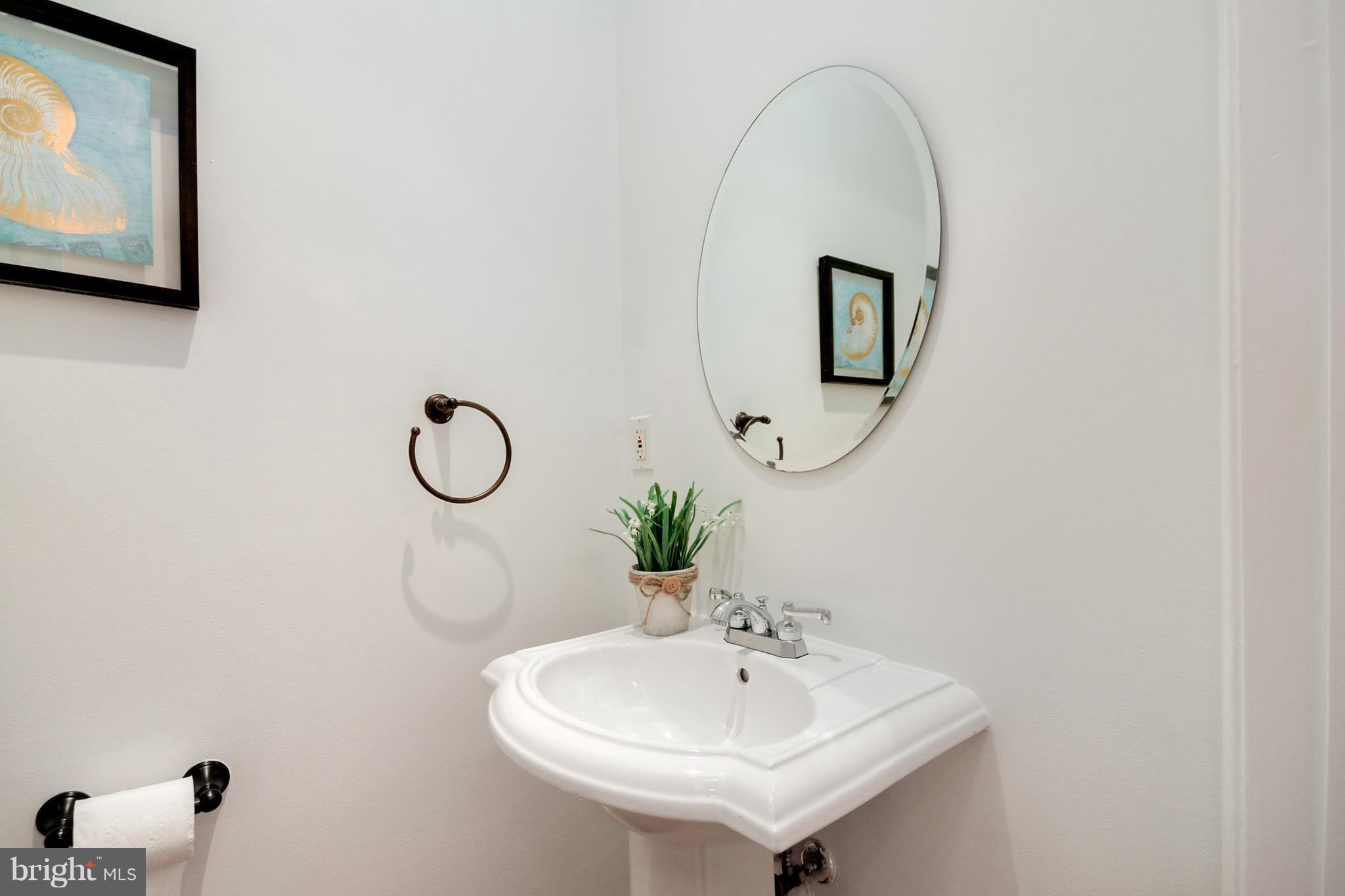 1923 Bennett Place Northeast Washington, DC 20002 - Photo 15 of 30 Bath