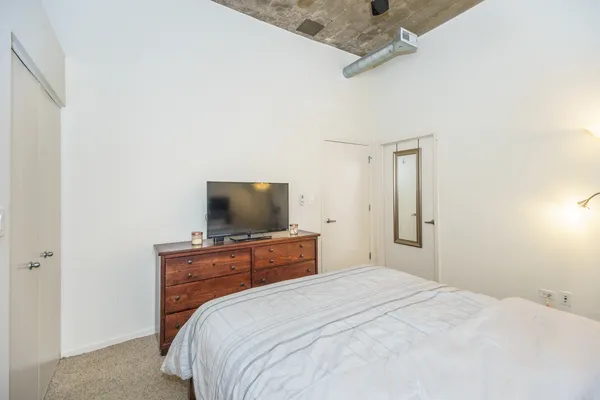 $2,700 | 1000 West 15th Street, Unit 115, Chicago, IL 60608