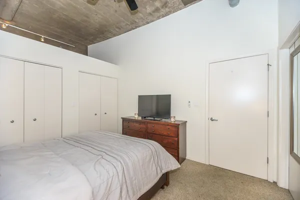 $2,700 | 1000 West 15th Street, Unit 115, Chicago, IL 60608