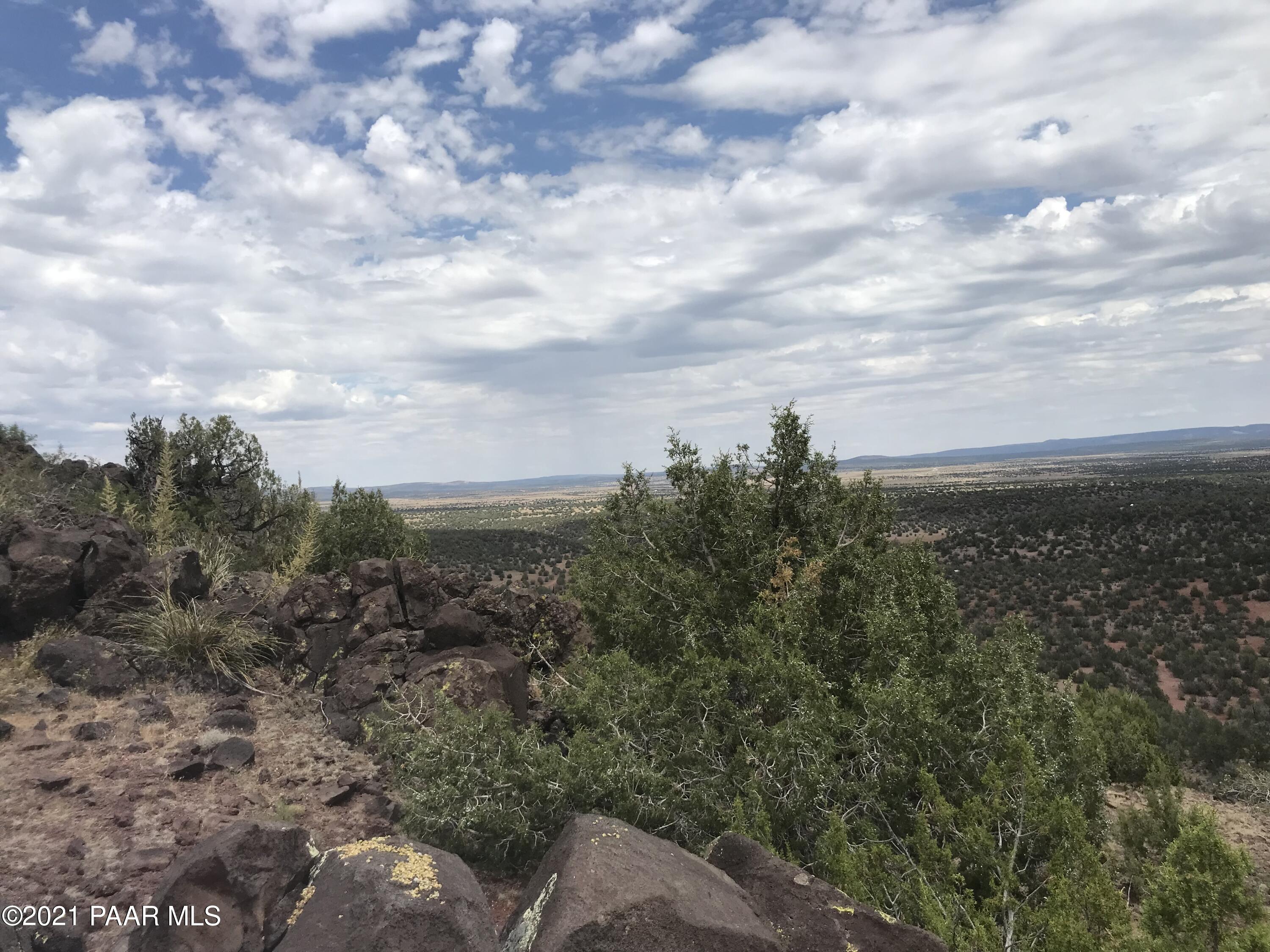 8200 West Rolling Ridge Ash Fork, AZ 86320 - Photo 15 of 32 IMG_2100