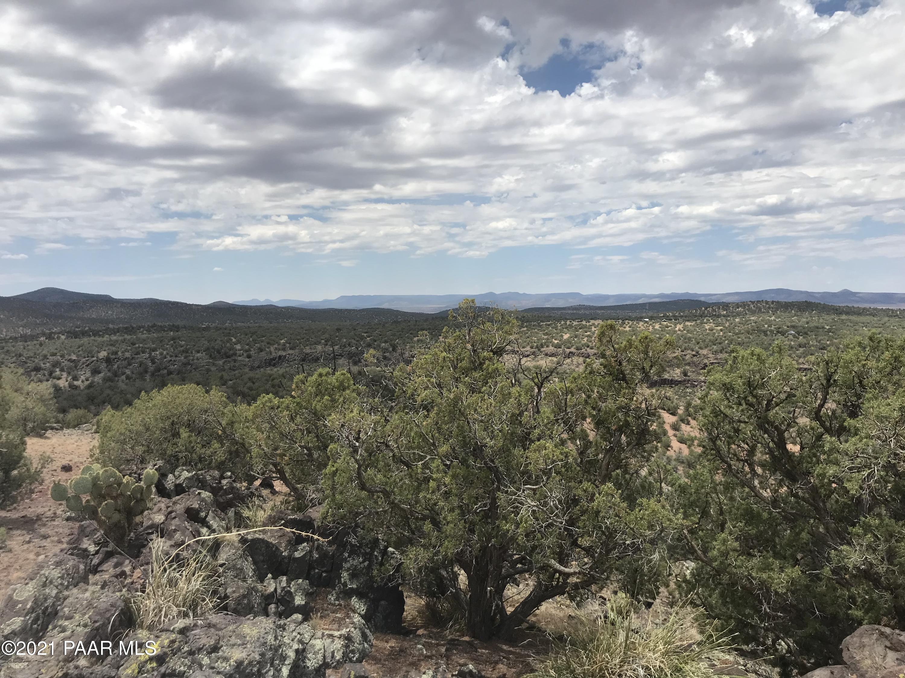 8200 West Rolling Ridge Ash Fork, AZ 86320 - Photo 23 of 32 IMG_2108