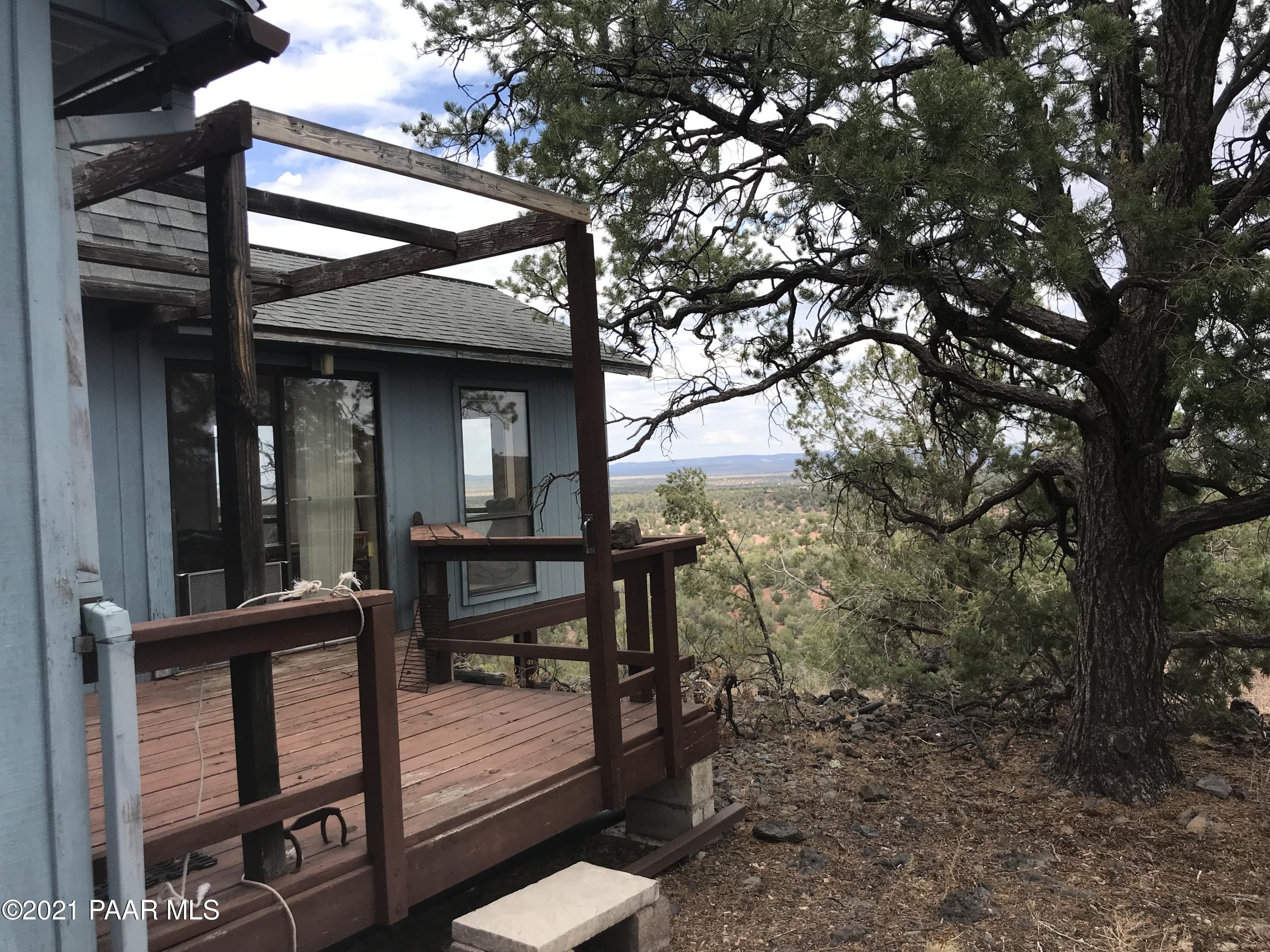 8200 West Rolling Ridge Ash Fork, AZ 86320 - Photo 4 of 32 IMG_2125