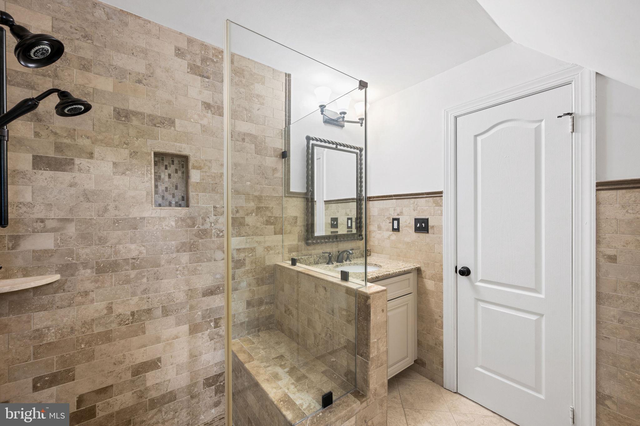 1256 New Bedford Lane Reston, VA 20194 - Photo 60 of 128