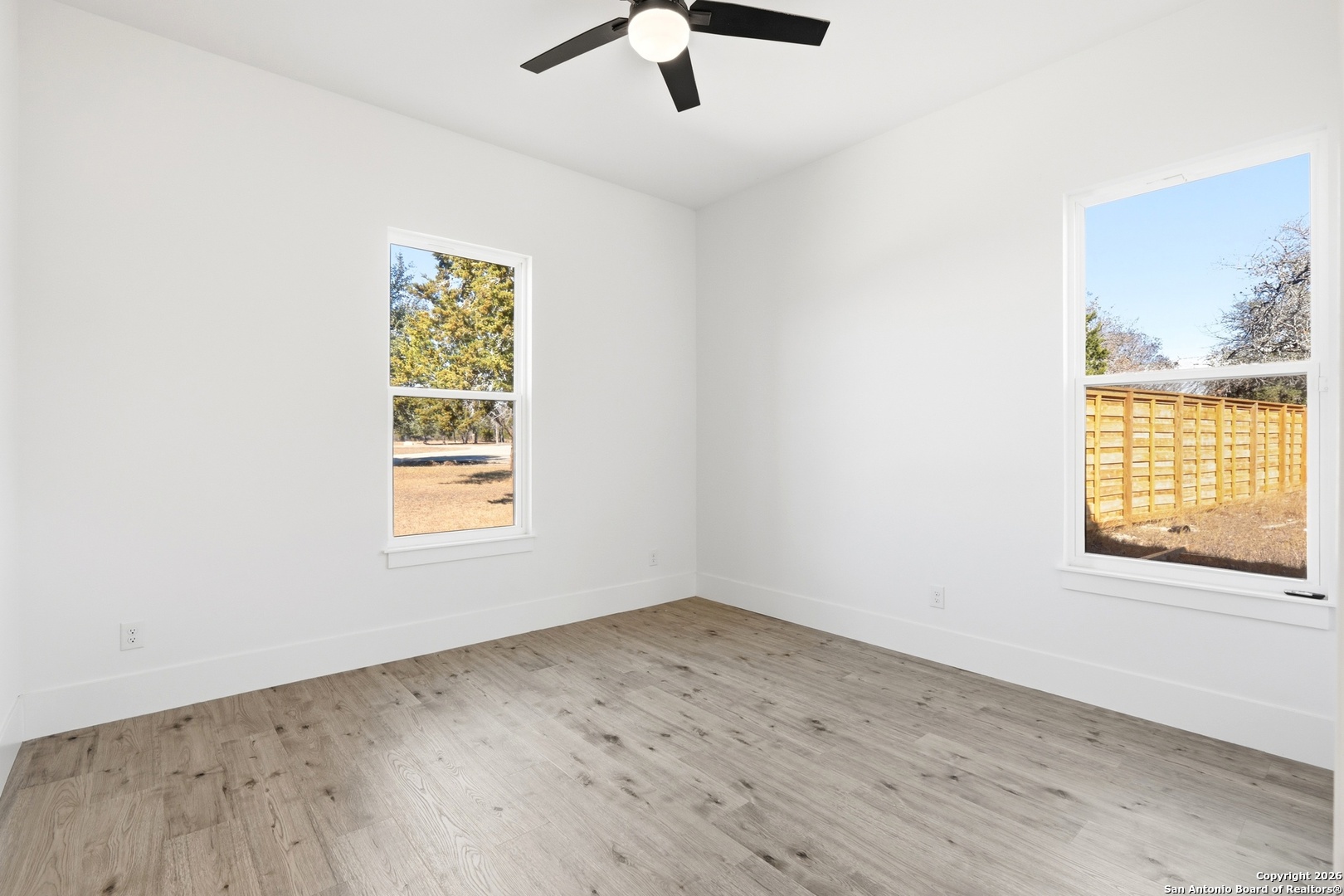 389 Rio Circle Pipe Creek, TX 78063 - Photo 11 of 36