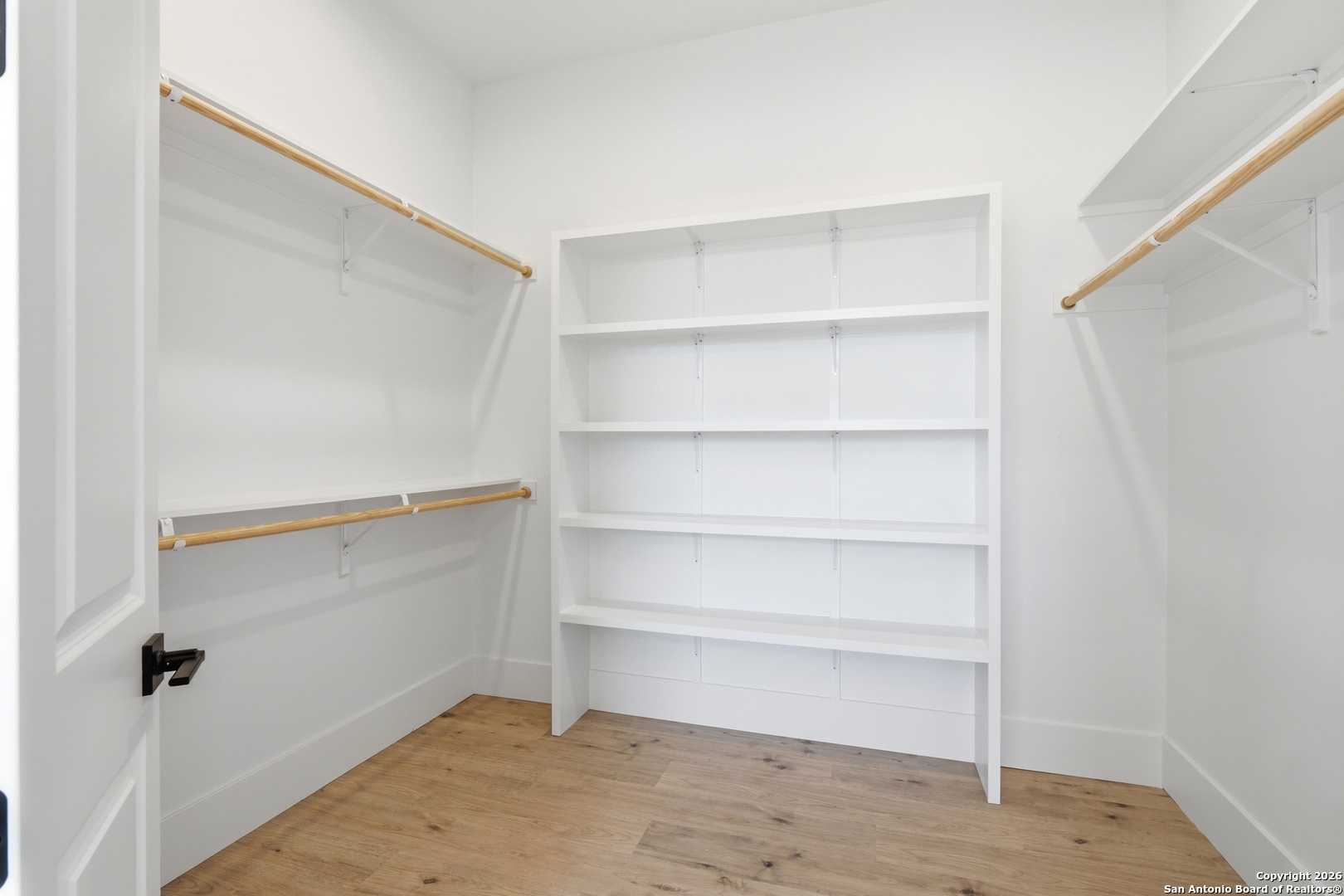 389 Rio Circle Pipe Creek, TX 78063 - Photo 21 of 36