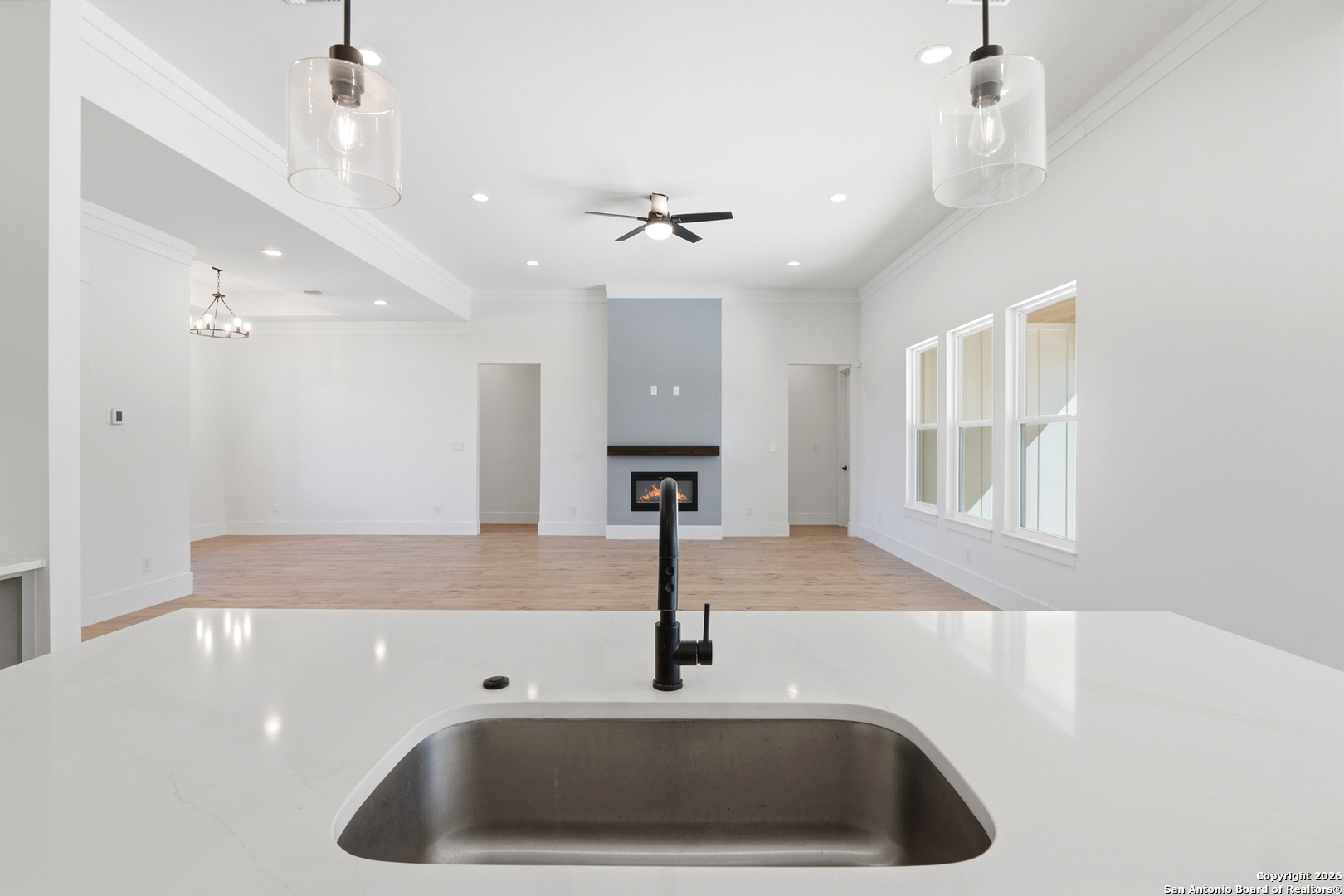 389 Rio Circle Pipe Creek, TX 78063 - Photo 9 of 36