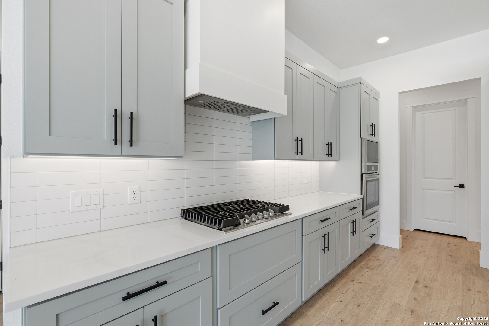 389 Rio Circle Pipe Creek, TX 78063 - Photo 10 of 36