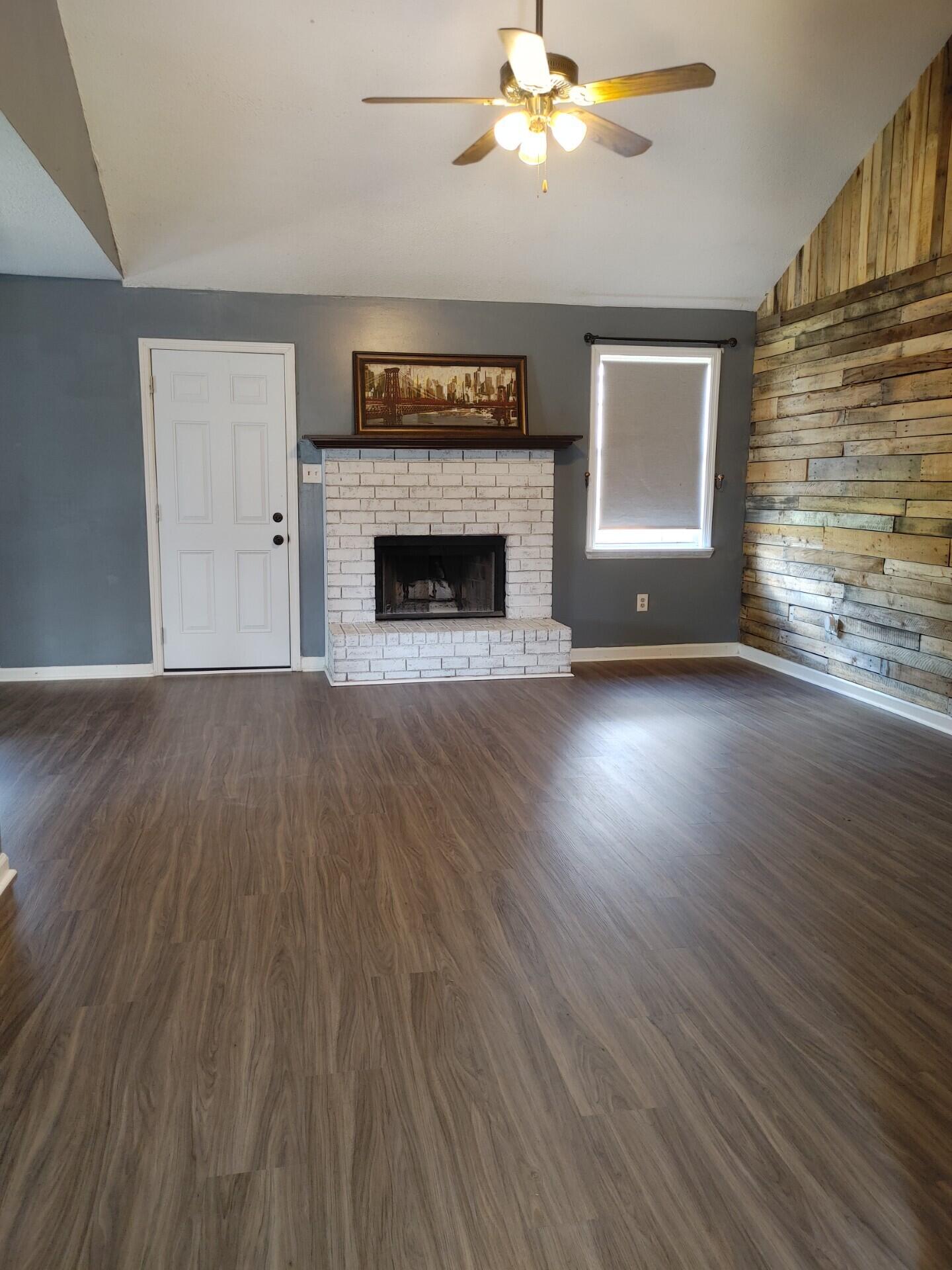 2013 Mims Road Hephzibah, GA 30815 - Photo 4 of 31 Great Room Entrance