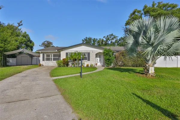 $370,000 | 6106 Lawncrest Place, Dover, FL 33527