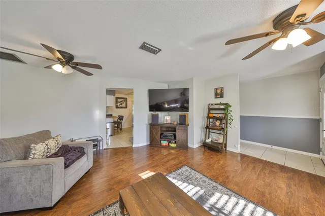 $385,000 | 6106 Lawncrest Place, Dover, FL 33527