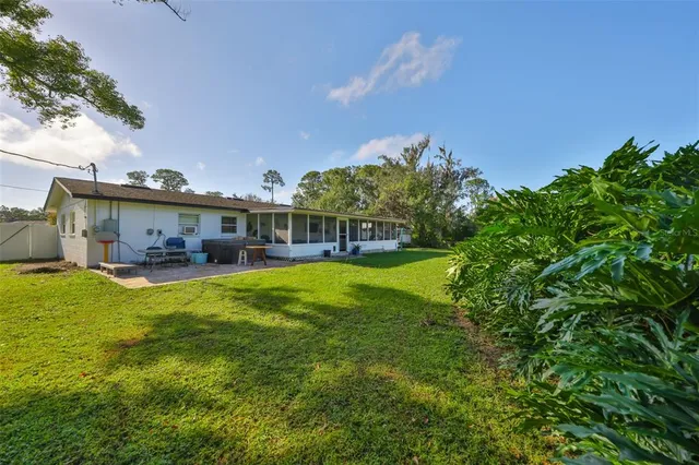 $385,000 | 6106 Lawncrest Place, Dover, FL 33527