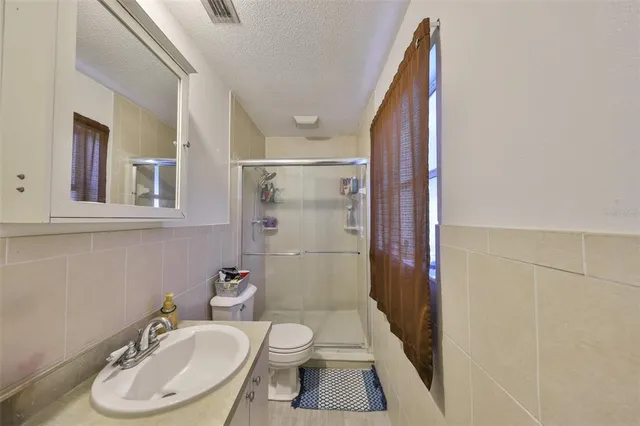 $385,000 | 6106 Lawncrest Place, Dover, FL 33527