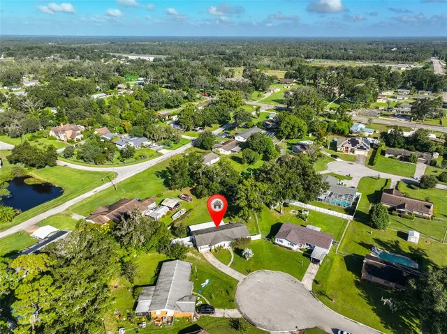 $385,000 | 6106 Lawncrest Place, Dover, FL 33527