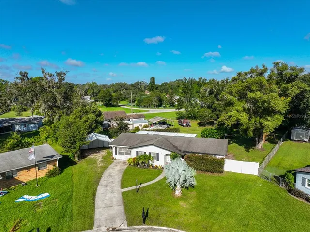 $385,000 | 6106 Lawncrest Place, Dover, FL 33527