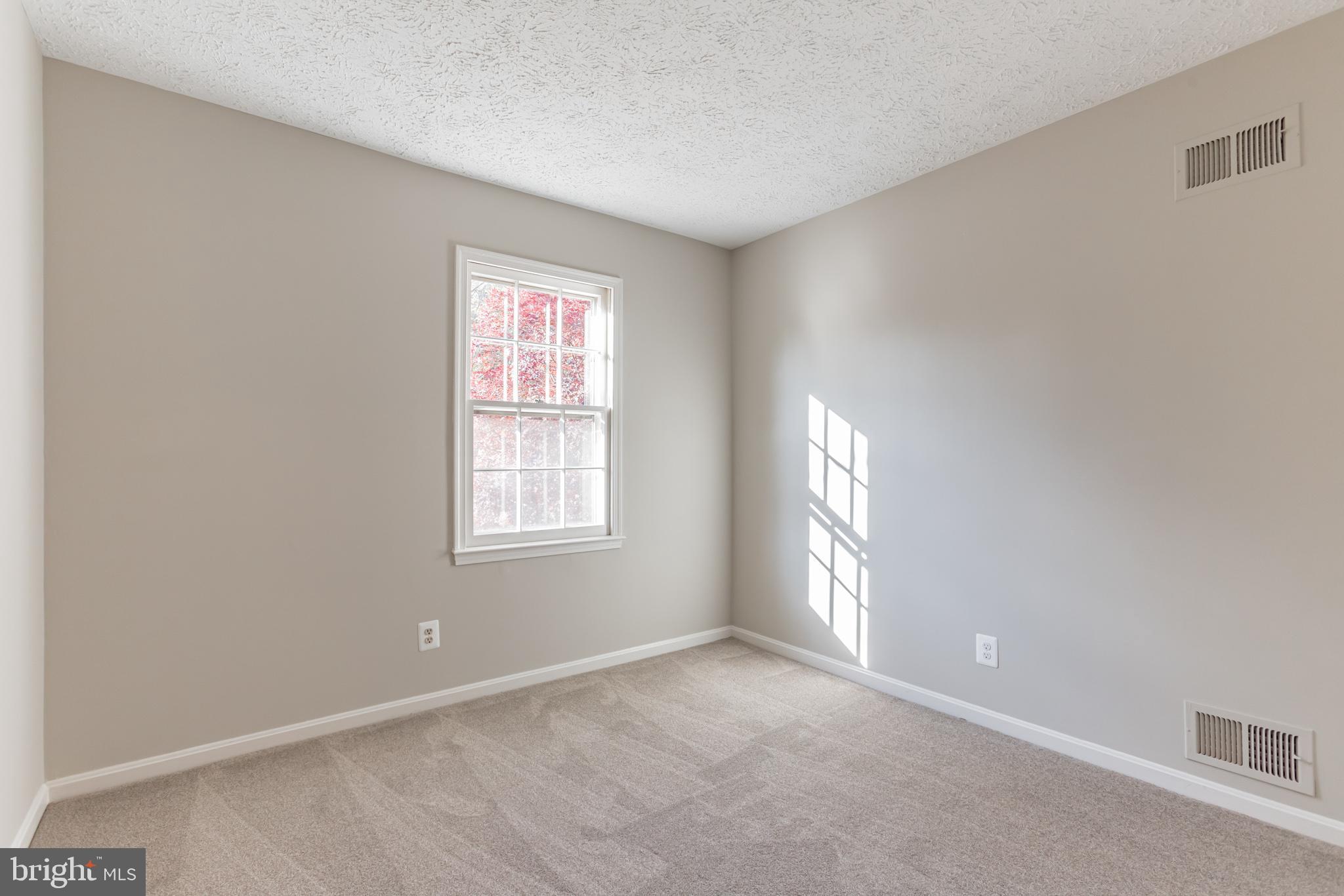 12905 Ruxton Road Silver Spring, MD 20904 - Photo 23 of 31 Bedroom #3