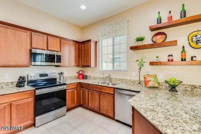 $2,100 | 1367 South Country Club Drive, Unit 1233, Mesa, AZ 85210