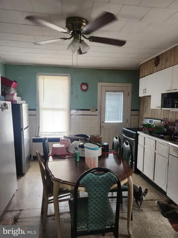 $99,000 | 12 North Front Street, St. Clair, PA 17970