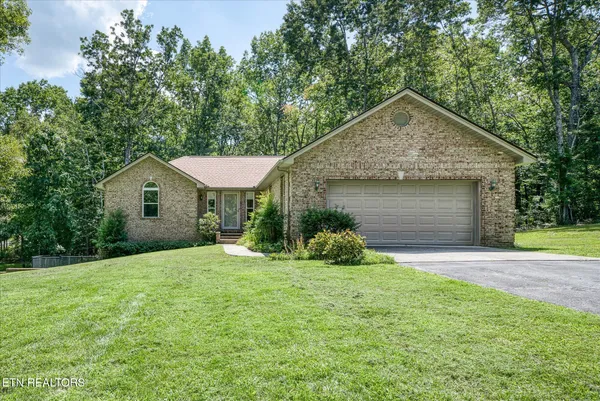 $389,000 | 3100 Crow Drive, Crossville, TN 38572